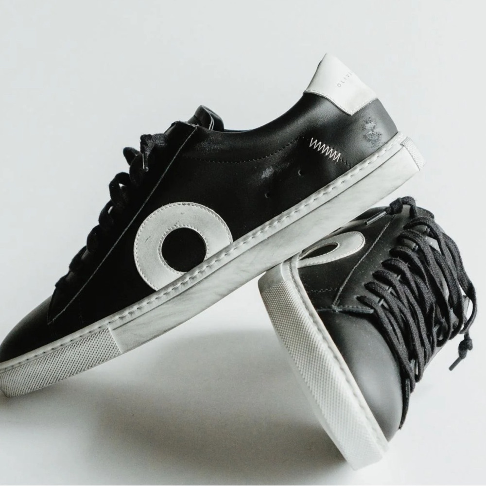 Oliver Cabell size 9 tennis shoes